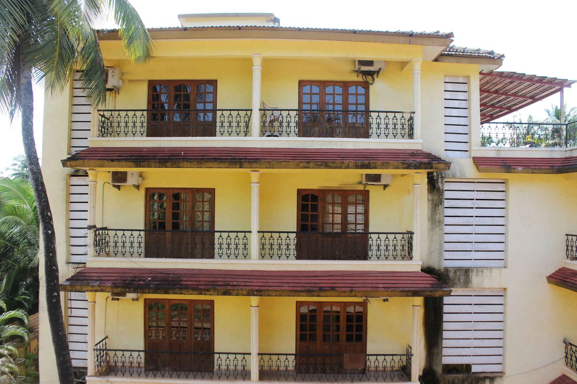 Oyo 7333 V Palms Otel Candolim Dış mekan fotoğraf
