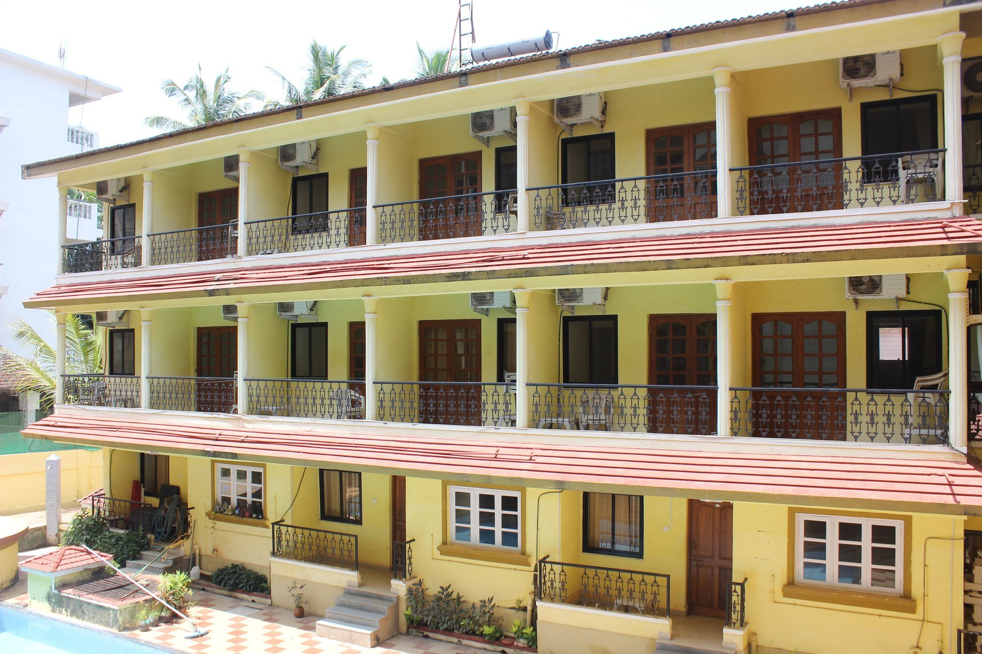 Oyo 7333 V Palms Otel Candolim Dış mekan fotoğraf