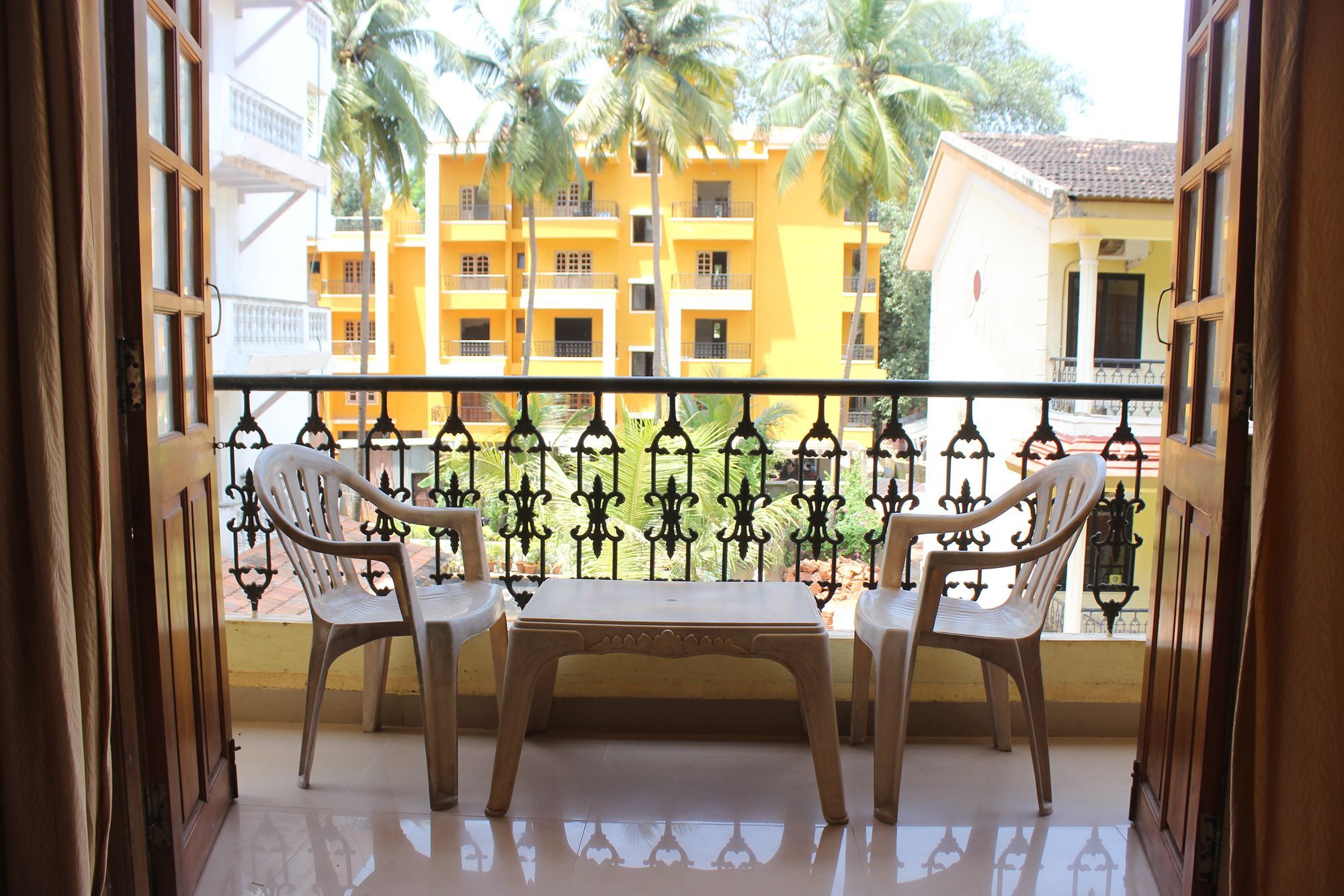 Oyo 7333 V Palms Otel Candolim Dış mekan fotoğraf